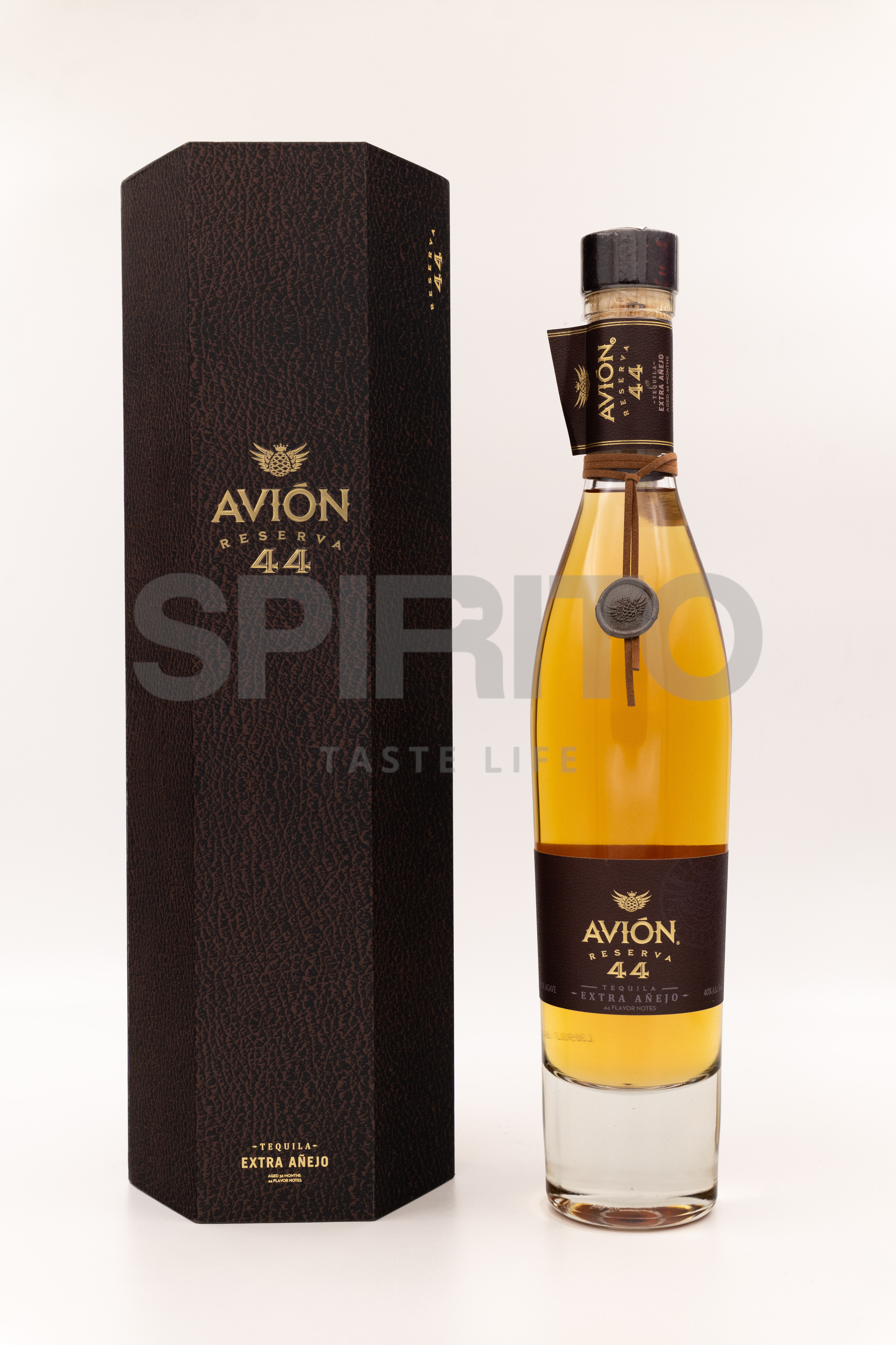 AVION RESERVA 44 EXTRA ANEJO 40% ALC 700 ML