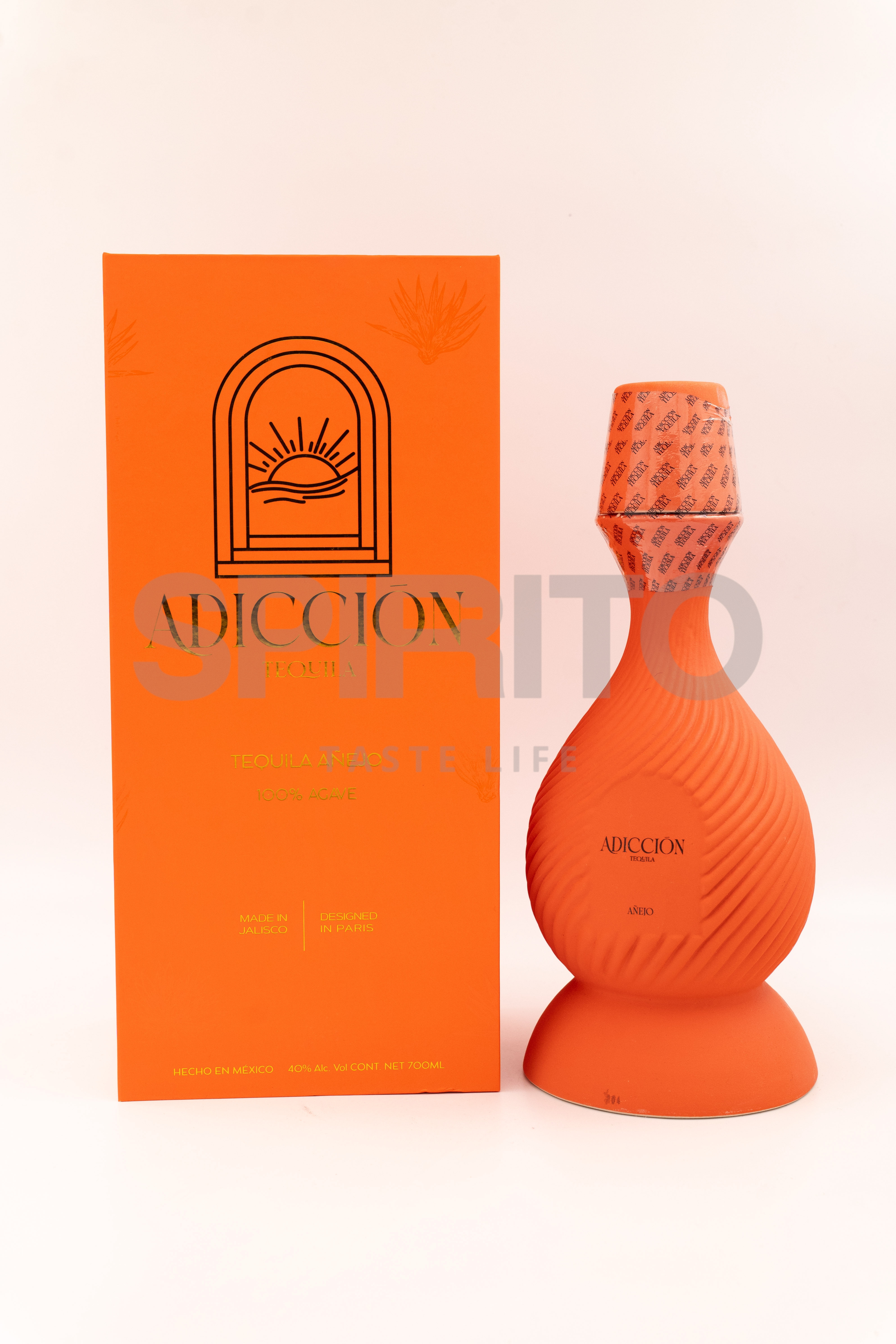 ADICCION ANEJO 40% ALC 700 ML